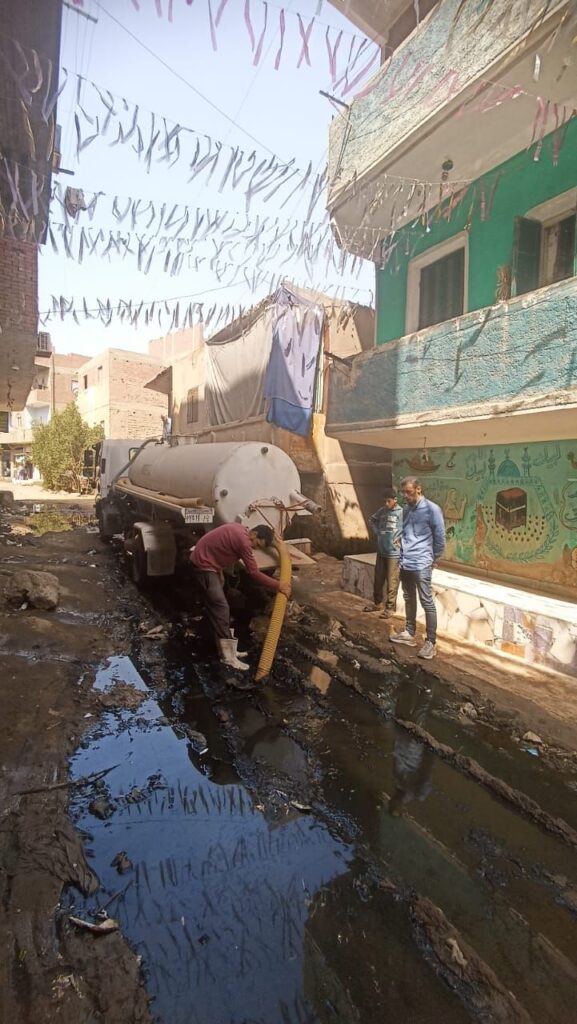 img-20260416-wa00817225503094560163013-577x1024 رئيس مركز أبو النمرس يوجه بحملة نظافة مكبرة بالمنوات وشفط المياه من طموه