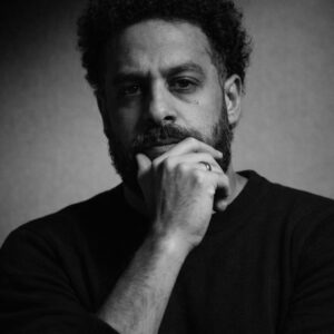 img-20260416-wa00898459098896654394381-300x300 <br>يشارك مدير التصوير المصري محمود بشير في الفيلم الروائي الطويل “52 BLUE