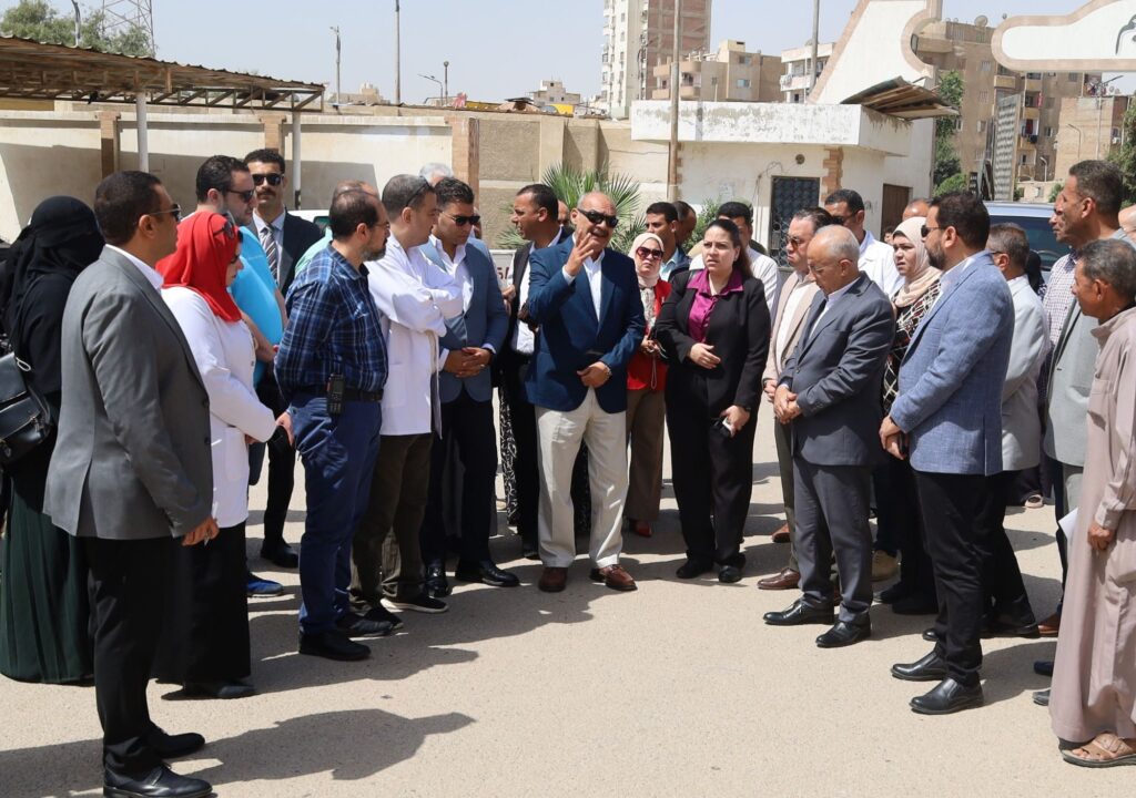 img-20260419-wa00694319321638832608186-1024x720 محافظ السويس يتابع الخدمات الطبية بالمستشفي العام ويشدد علي المعاملة الطيبة ورعاية المريض