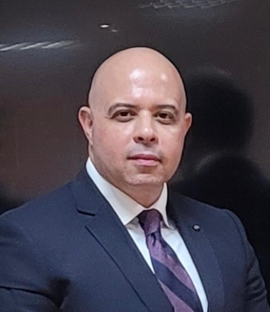 img-20260421-wa00295393485468090480456-885x1024 إدارة الأعمال بالنهضة تستضيف نخبة من عمداء الكليات في مؤتمر علمي دولي لمناقشة مستقبل الأعمال