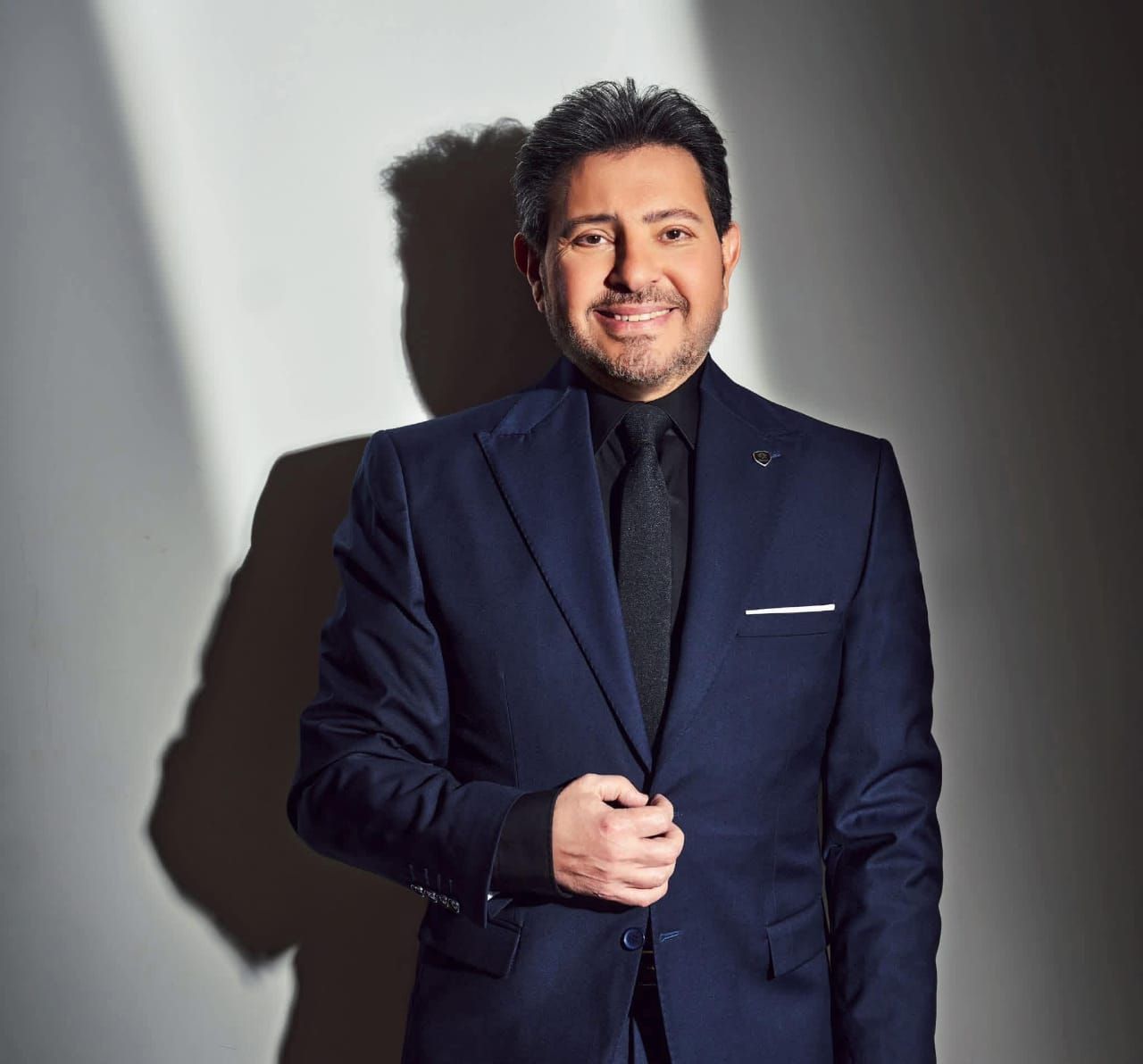 بيان عاجل من المستشار القانوني للفنان هاني شاكر : الشائعات جريمة.. وسنتقدم ببلاغ للنائب العام