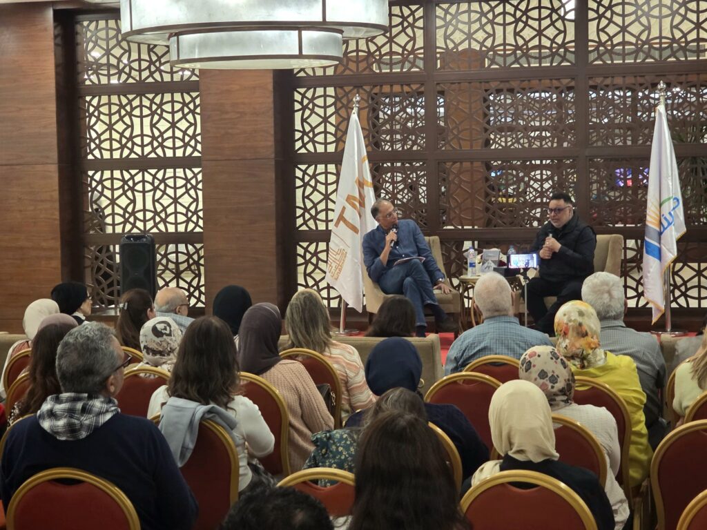 img-20260422-wa01374277717259237184356-1024x768 نجوم الفن والمجتمع في ندوة ثمرة طه إلياس لعبد الرحيم كمال و التي أدارها أشرف عشماوي