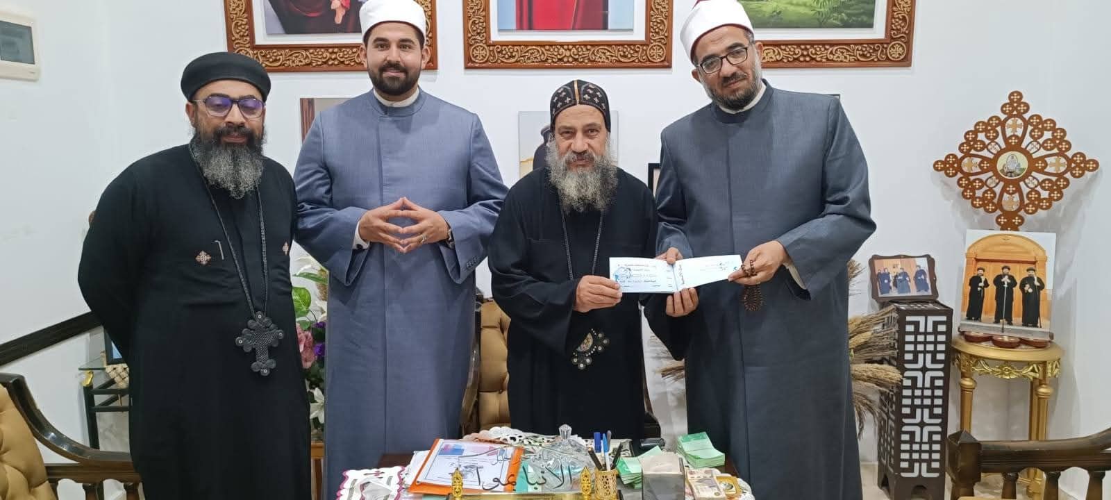 أسقف السويس يشارك في مشروع صكوك الأضاحي لوزارة الأوقاف المصرية