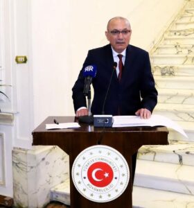 img-20260422-wa01895743470216072437473-280x300 تدشين كتاب "التاريخ السياسي للدولة العثمانية" بالقاهرة.. والسفير التركي