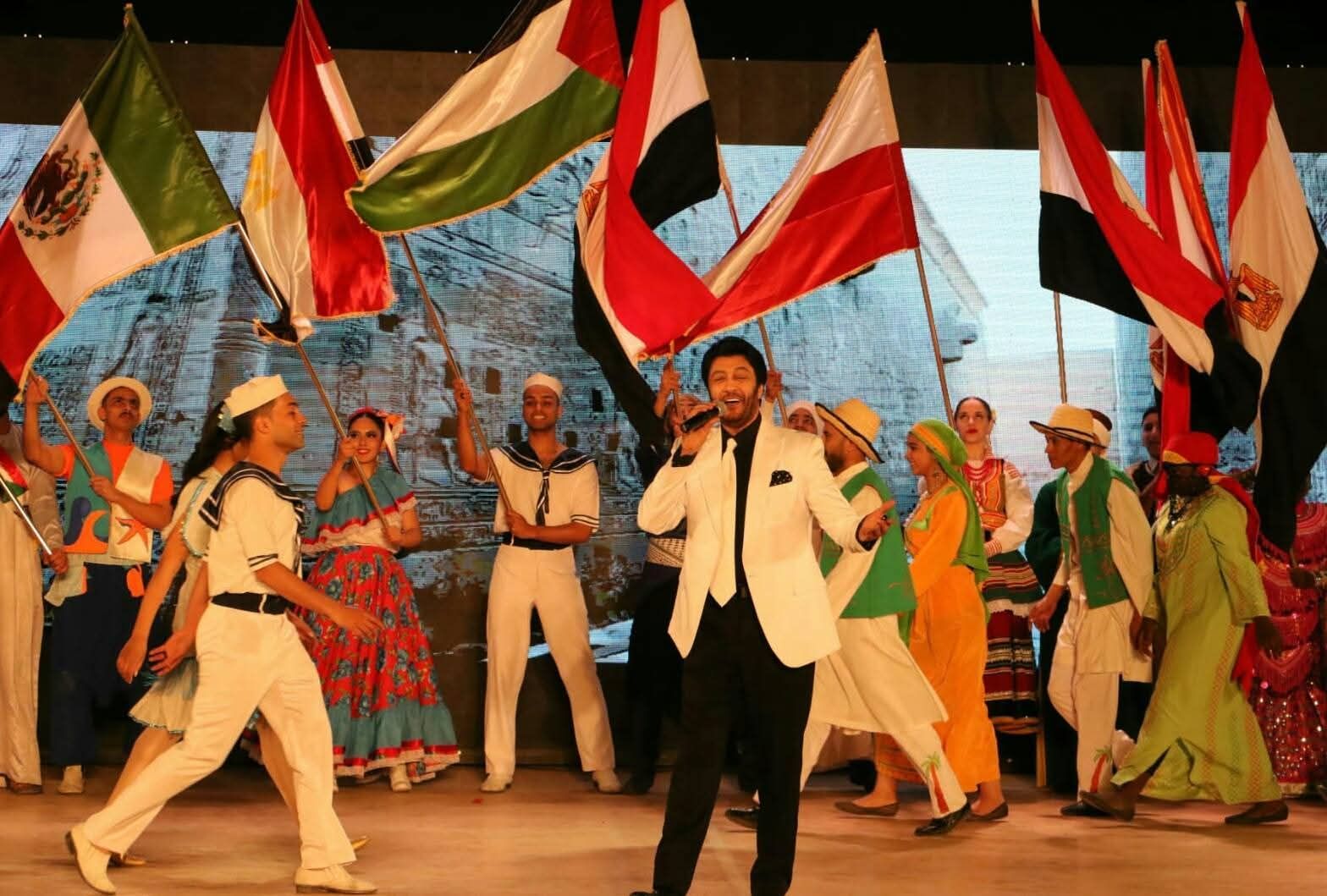 الليلة.. النجم «سامح يسري» يحيي حفل «بيت الفنون الشعبية» احتفالا بعيد تحرير سيناء