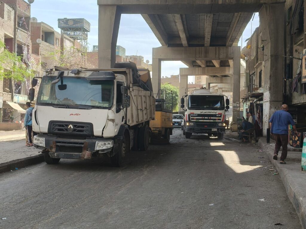 img-20260425-wa00732252988244824168038-1024x768 محافظ الجيزة يتابع رفع كفاءة النظافة والتطوير بكوبري وإلى المنيب بحي جنوب الجيزة