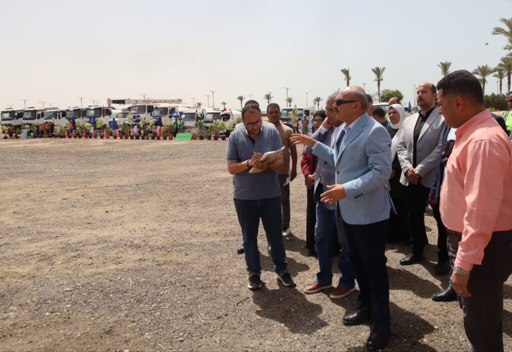 img-20260426-wa00215989566129719505818-1024x705 محافظ السويس يتفقد إصطفاف المعدات والمركبات للاطمئنان على جاهزيتها لمواجهة الأزمات والطوارىء