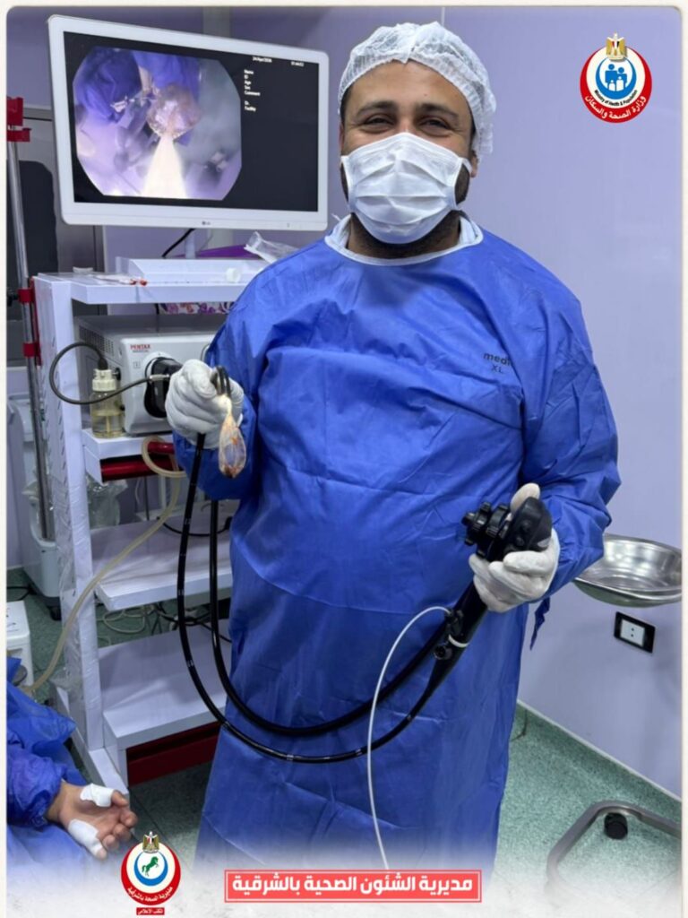 img-20260426-wa00558571559030645561233-768x1024 وكيل وزارة الصحة بالشرقية : استخراج بطارية من معدة طفلة ٤ سنوات  بمستشفى أبو كبير المركزي