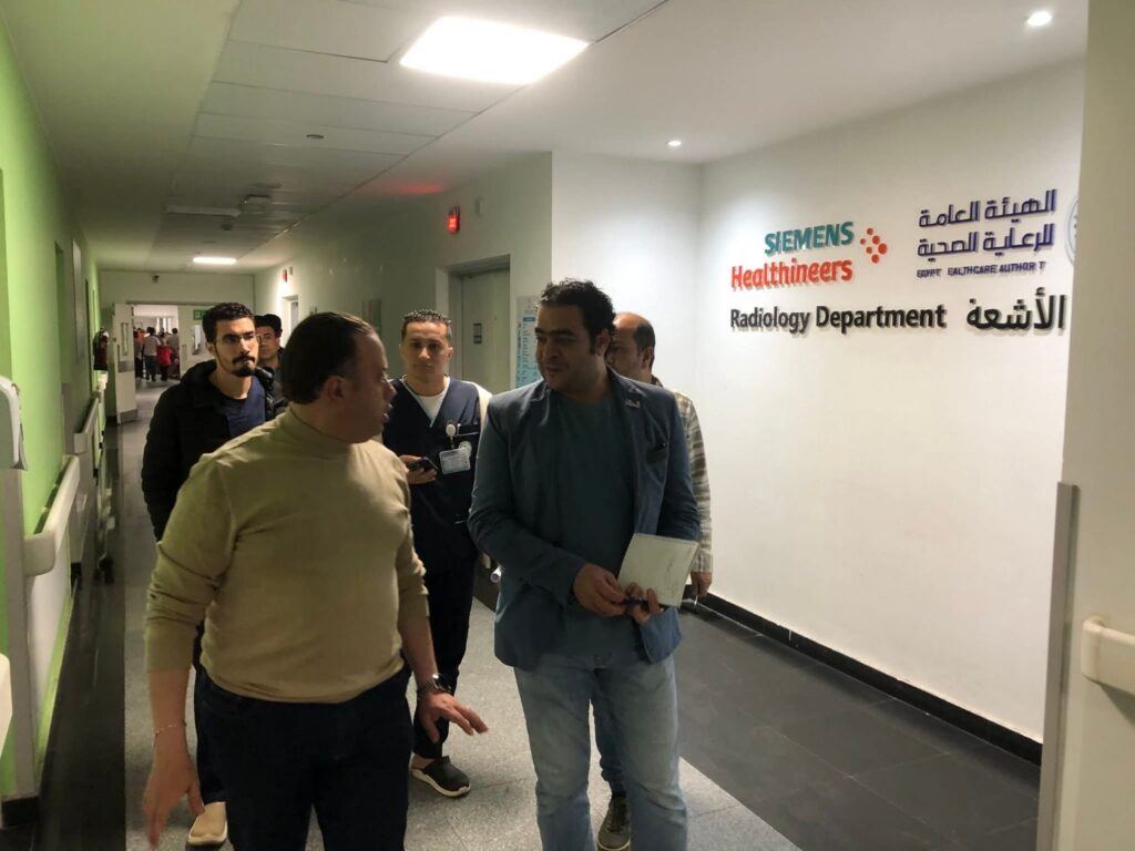 img-20260427-wa005223745123387094623-1024x768 إستمرار الجولات المروريه لرئيس إقليم القناه بمنشأت هيئة الرعاية الصحية بالسويس