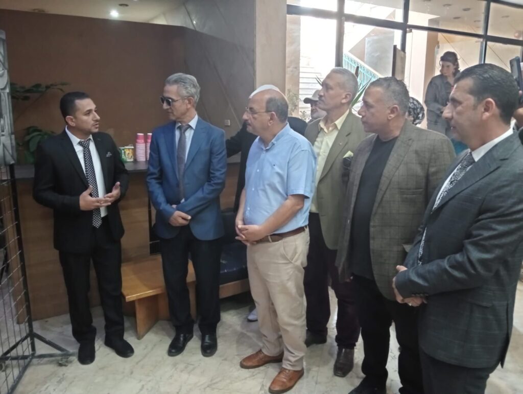 img-20260427-wa0106191246992833988212-1024x771 “تجليات اللون والضوء ”.. حوار بصرى بين التراث والروح بمكتبة القاهرة الكبرى