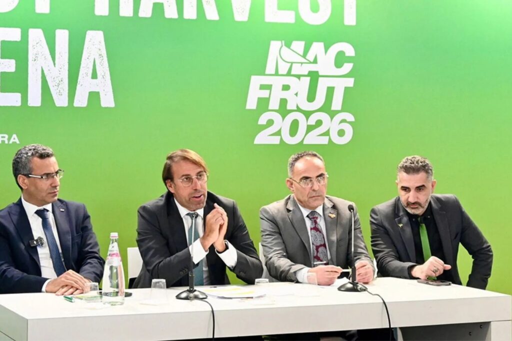 img-20260428-wa00053329320443425402066-1024x683 اتفاقية لبنانية إيطالية لتعزيز التعاون في القطاع الزراعي