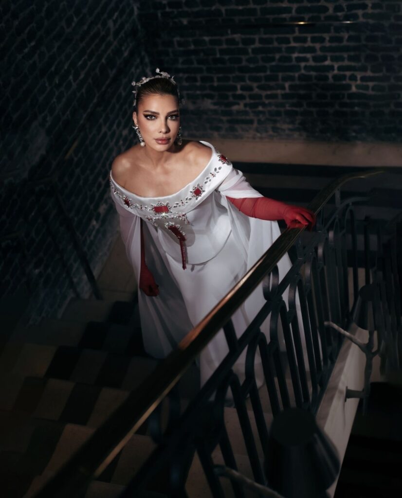 img-20260428-wa00086597900367497650969-826x1024 أمام 6 الاف مشاهد.. حفل تاريخي لأصالة في العاصمة الفرنسية باريس