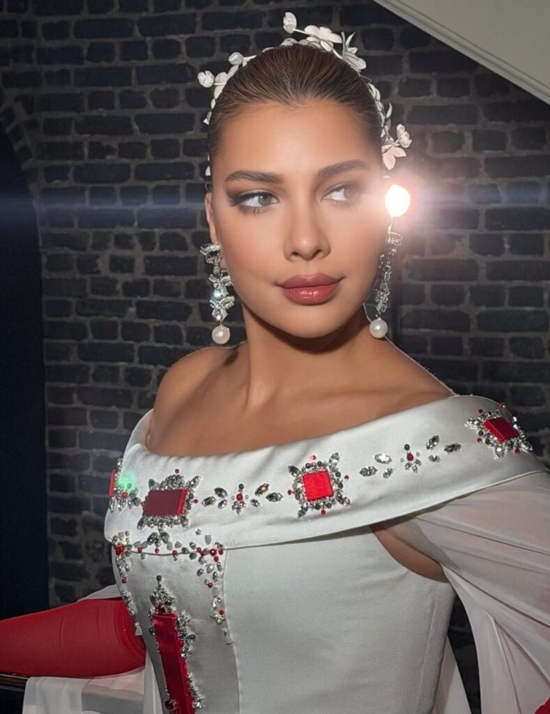 img-20260428-wa00134007495278924584783-789x1024 أمام 6 الاف مشاهد.. حفل تاريخي لأصالة في العاصمة الفرنسية باريس