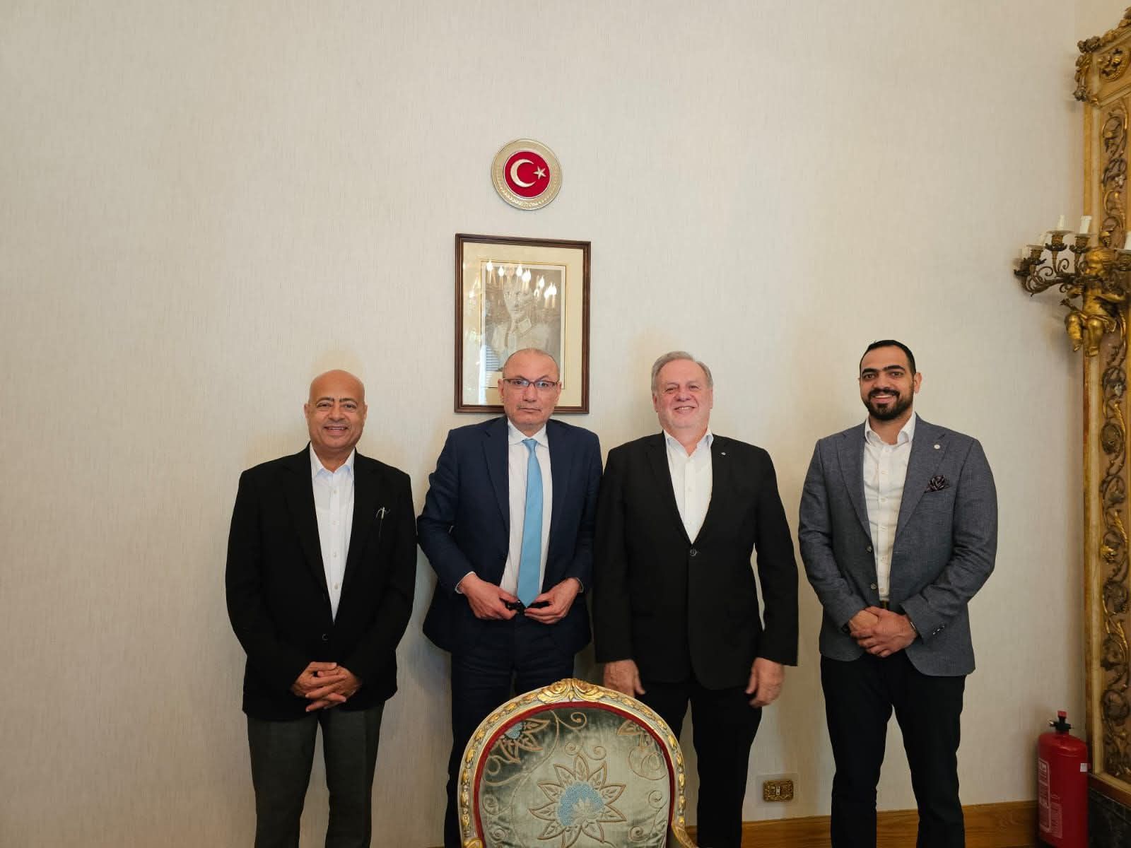 السفير التركي يبحث تعزيز الاستثمارات الصناعية مع قيادات القطاع الخاص المصري