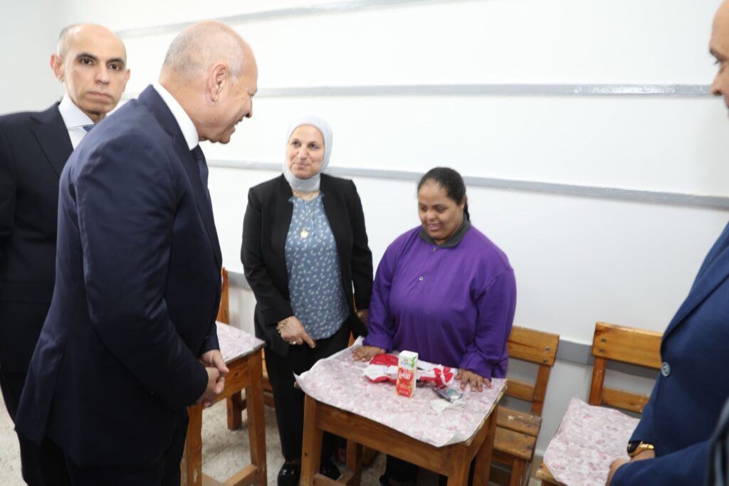 img-20260428-wa00258262647055944591968-1024x683 افتتح د. إبراهيم صابر محافظ القاهرة أعمال تطوير،  ورفع كفاءة مدرسة التربية الفكرية بروض الفرج التى نفذتها الهيئة العامة للابنية التعليمية بوزارة التربية والتعليم. 