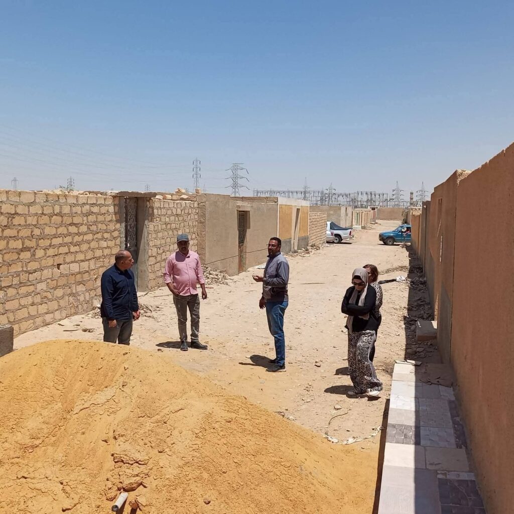 img-20260428-wa01929197965190927387570-1024x1024 اللواء مهندس هشام همام رئيس حي عتاقة يقود حملة رقابية مكبرة  على منطقة مدافن الكيلو 10 بالسويس