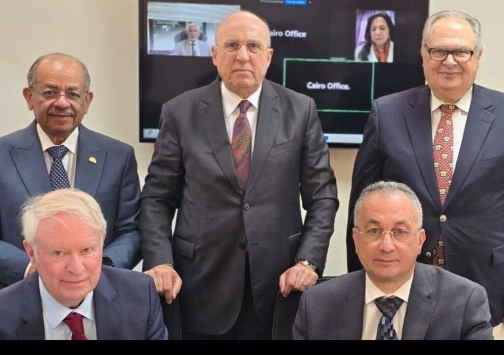 img-20260429-wa01586985276691540578513-1024x721 "المجلس العربي للاختصاصات الصحية" و"المؤسسة العالمية لطب العيون" يرسمان مستقبلاً جديداً للكوادر الطبية