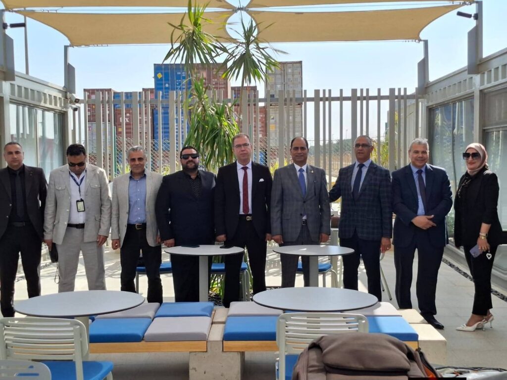 img-20260430-wa00132537279493586157024-1024x768 جمارك السخنة بدأت اليوم التشغيل التجريبي لمنظومة الصادر الجديدة المطورة ( UCR ) من المبنى المطور