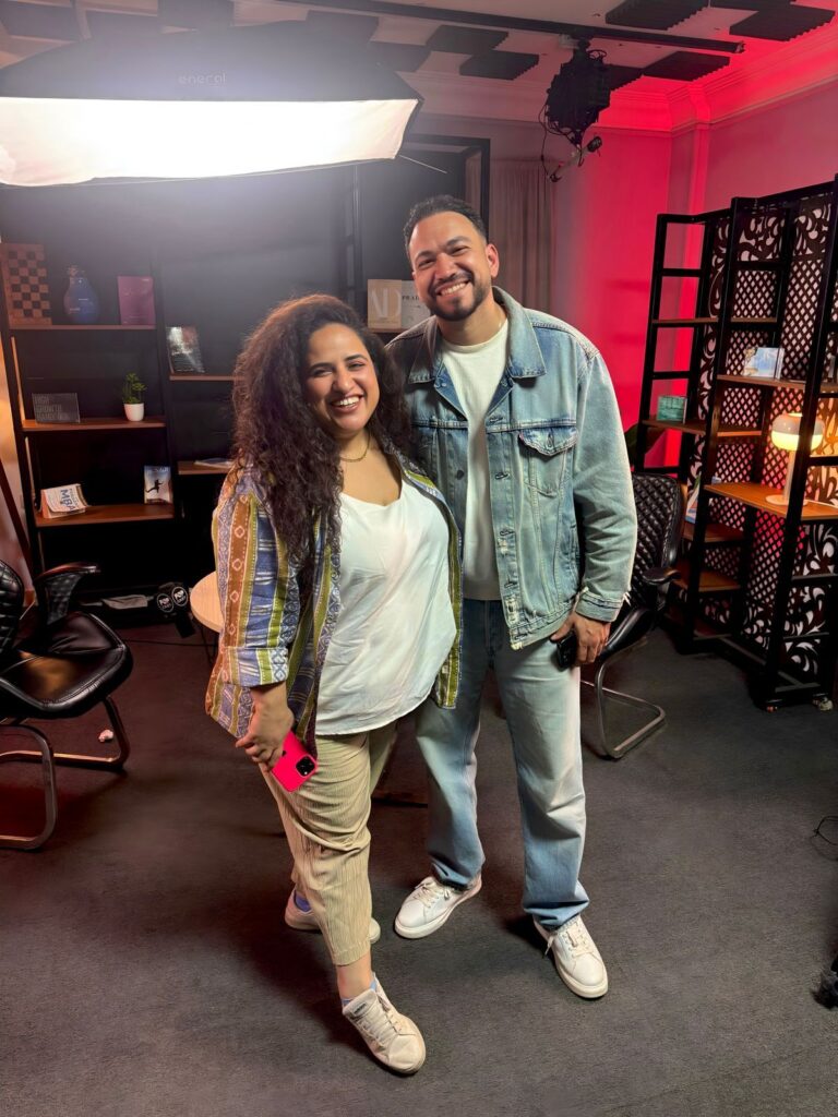 img-20260430-wa01064129786415872738769-768x1024 حلقة POPCAST تشعل الجدل من جديد.. منة متولي تفجّر التسعينات وتعيد قراءتها بلا نوستالجيا مزيفة