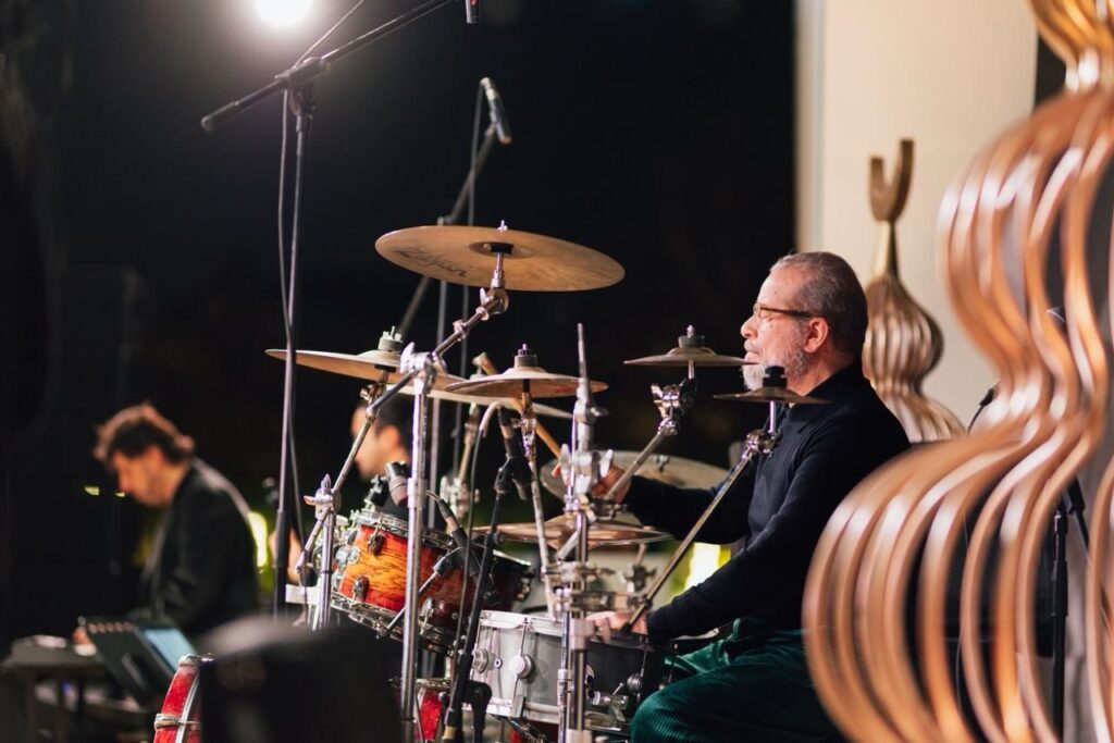 img-20260430-wa01208140492762025606058-1024x683 عودة قوية لـ نوستالجيا باند بمشاركة شريف منير في حفلات صيف 2026