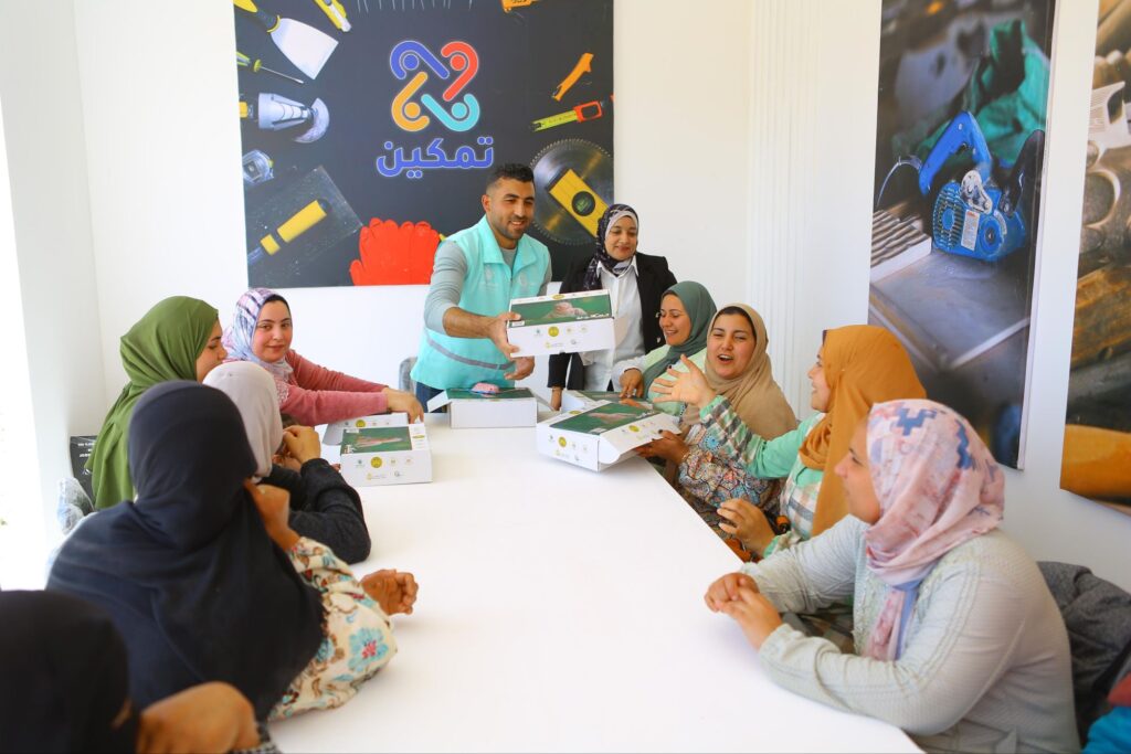 img-20260430-wa0126453485337396467201-1024x683 *تزامناً مع عيد العمال.. صناع الخير تستعرض جهودها في مجال التمكين الاقتصادي*