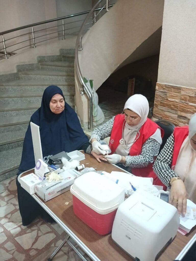 img-20260502-wa0043216593674600196182-768x1024 قافلة مبادرة الأمراض المزمنة تفحص المواطنين&nbsp; " بالكنيسة الإنجيلية " بالسويس