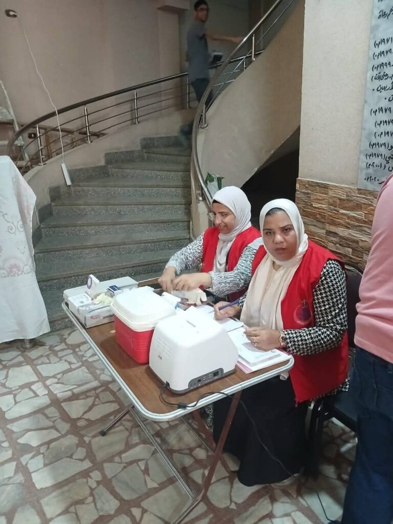img-20260502-wa00478330597484504938285-768x1024 قافلة مبادرة الأمراض المزمنة تفحص المواطنين&nbsp; " بالكنيسة الإنجيلية " بالسويس