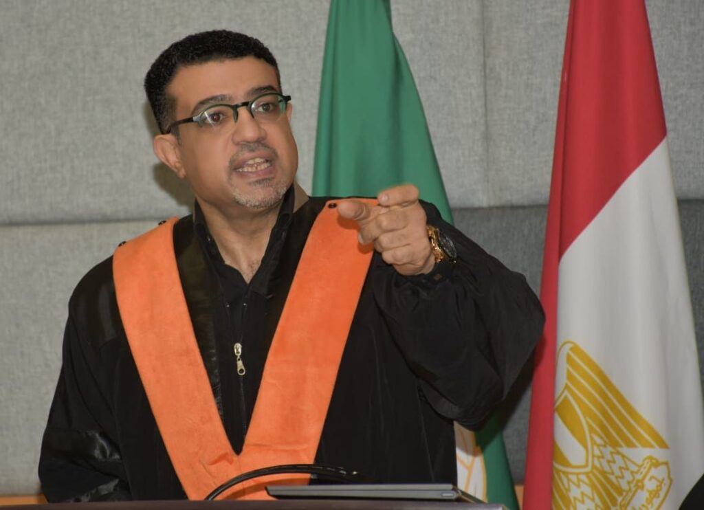 img-20260505-wa0010197916444470200492-1024x742 أستاذ جامعي يقدّم رؤية استراتيجية برسالة دكتوراة غير مسبوقة لمعالجة أزمات المسؤولية الطبية في مصر