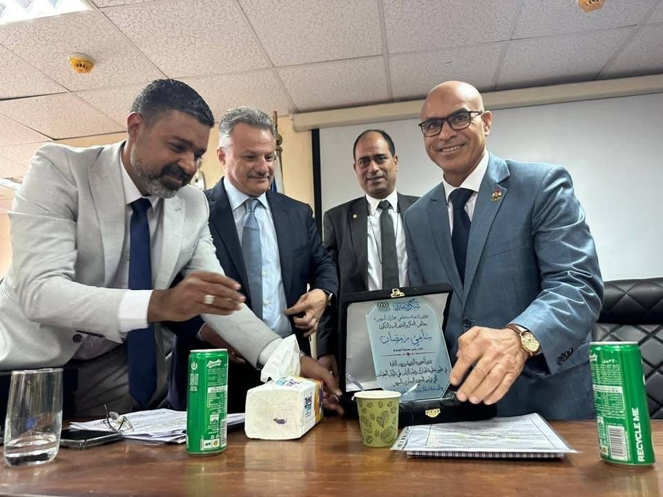 في إطار تلبية الدعوة المقدمة من شعبة مستخلصي جمارك السويس
