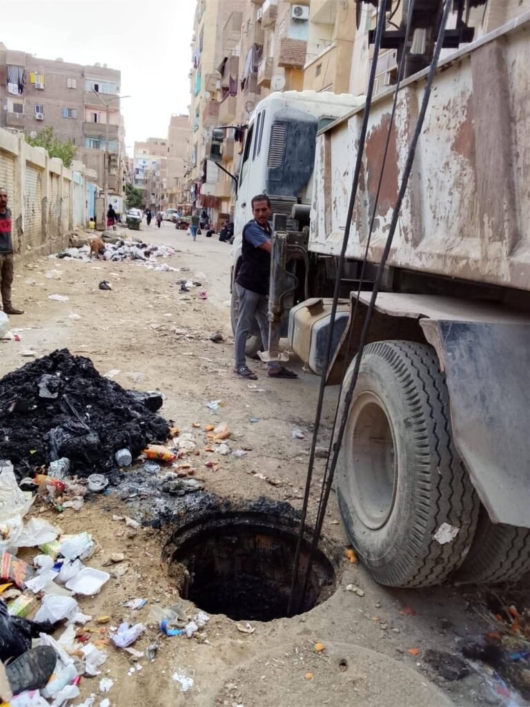 img-20260516-wa01291755383422871010226-768x1024 العميد محمد خيري رئيس حي الأربعين يستجيب لشكاوى المواطنين ويتابع أعمال التطهير ورفع كفاءة شبكات الصرف