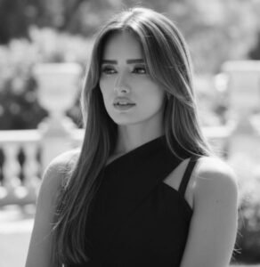 img-20260518-wa01647906505708524056302-292x300 زينة بعد الحكم لصالحها في قضية كلب الشيخ زايد: الحمد لله أخدت حقي وحق ولادي