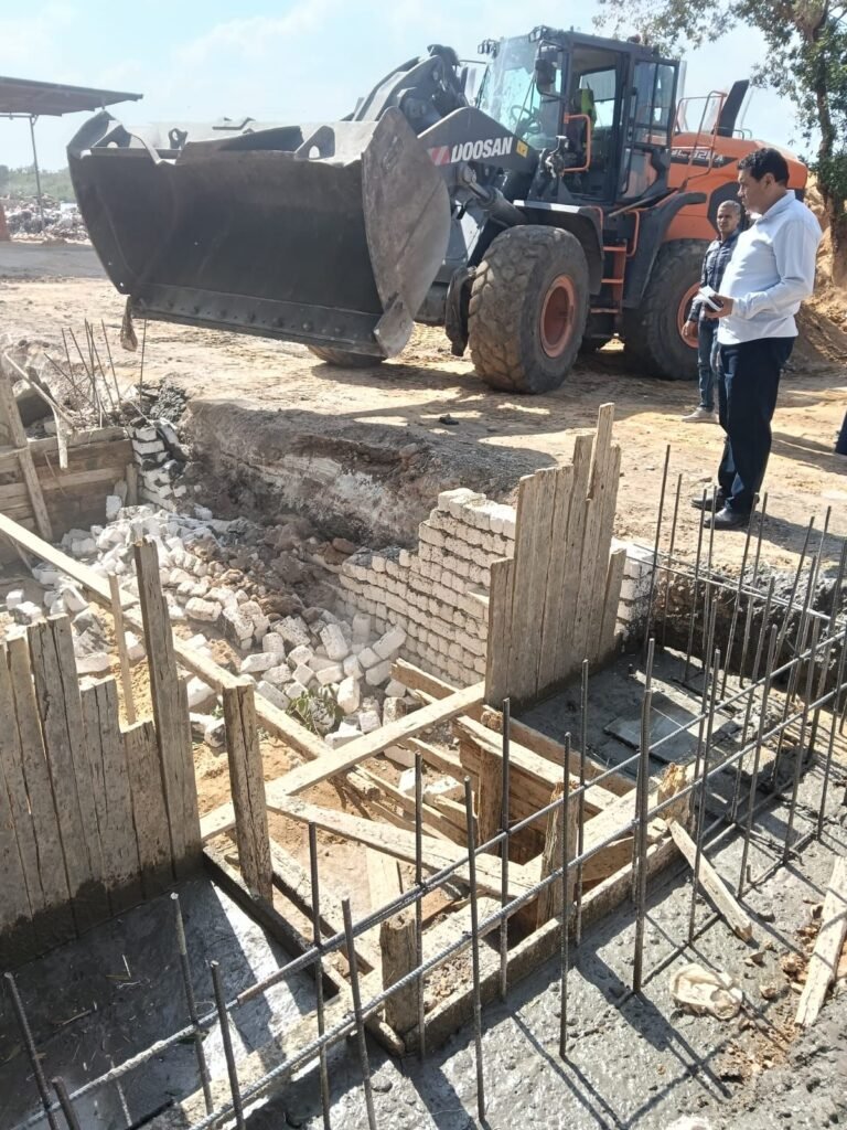img-20260524-wa00491115460007996282227-768x1024 محافظة الجيزة تزيل ٤٣حالة تعدى ومخالفات بناء جديدة ضمن الموجة ٢٩ لإزالة التعديات