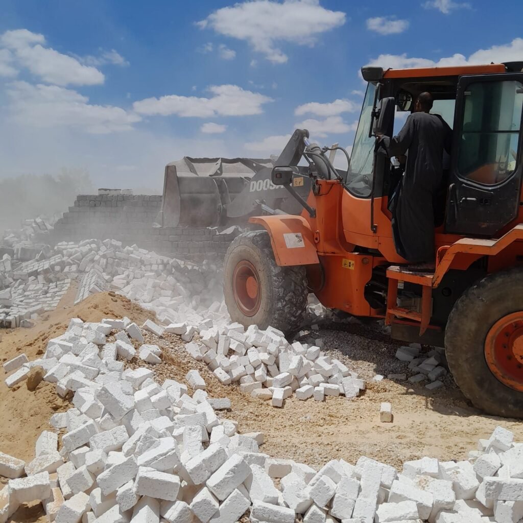 img-20260524-wa00535262195460415968351-1024x1024 محافظة الجيزة تزيل ٤٣حالة تعدى ومخالفات بناء جديدة ضمن الموجة ٢٩ لإزالة التعديات