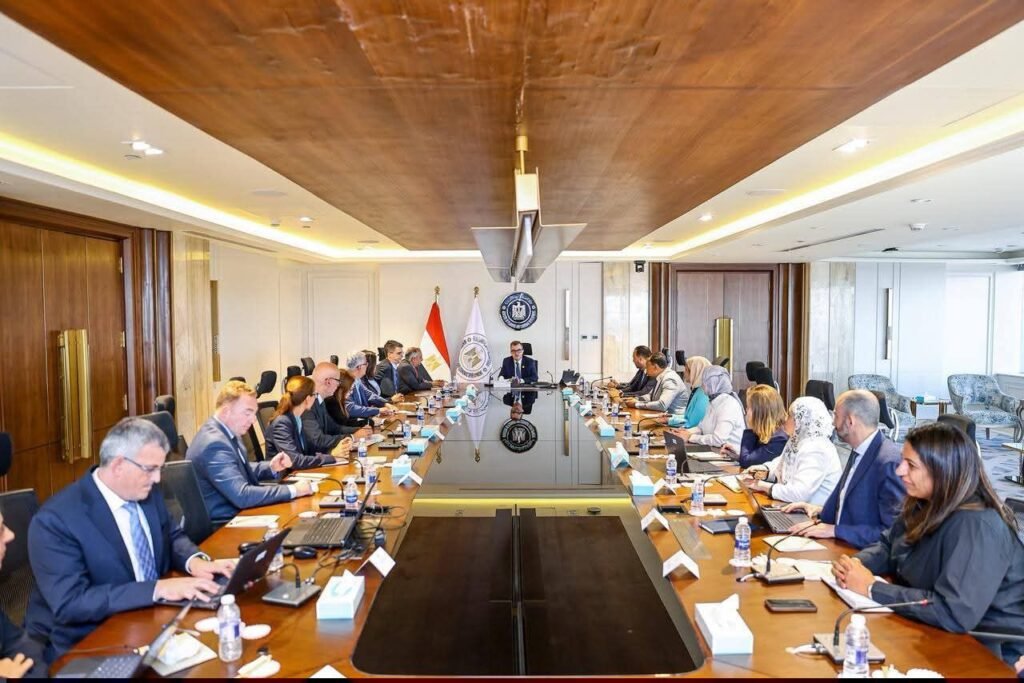 fb_img_17816125486331847032529412758872-1024x683 وزير التخطيط والتنمية الاقتصادية يبحث مع وفد البنك الدولي آليات دعم السياسات القائمة على البيانات