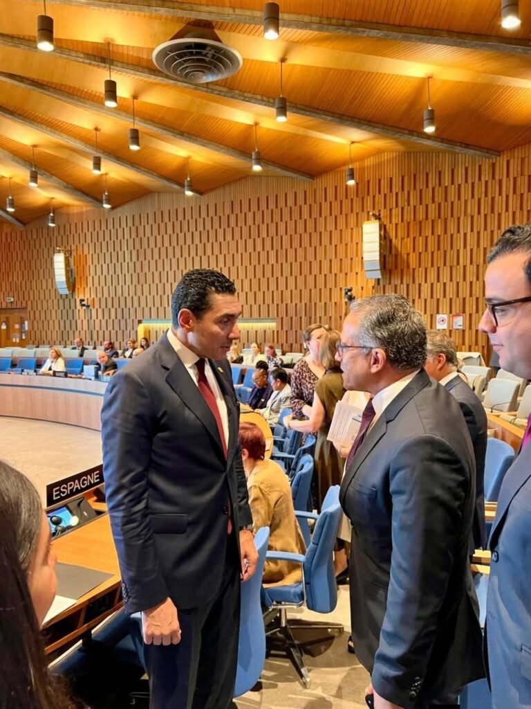 fb_img_17816126924093203171454932093667-768x1024 انتخاب جوهر نبيل رئيساً للجنة الحكومية الدولية للتربية البدنية والرياضة باليونسكو.