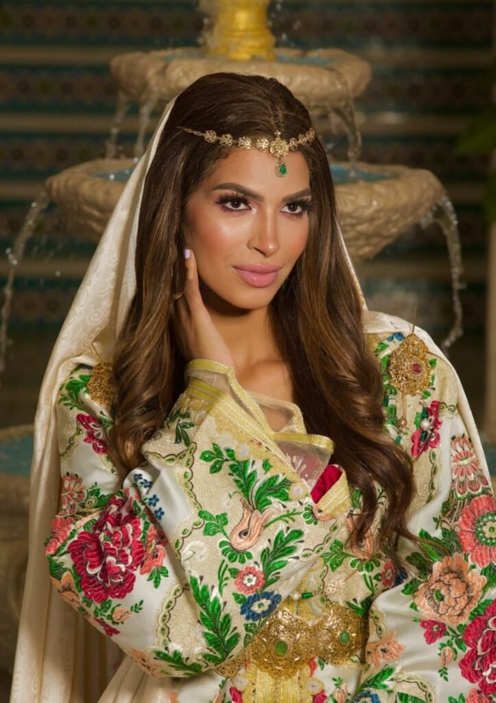 img-20260606-wa00266826704661559327803-723x1024 جديد إيمان الشميطي ٣ أغنيات بلمسات الموسيقار مطر الكواري