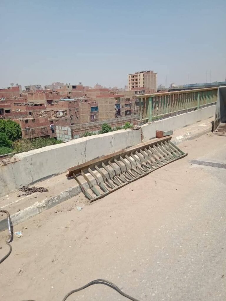img-20260613-wa00216267913788827197552-768x1024 استجابةً لشكاوى المواطنين.. محافظة الجيزة تُنشئ مطبات صناعية بالطريق الأبيض ـ محور المهندس شريف إسماعيل ورفع كفاءة كوبري والي لتعزيز السلامة المرورية