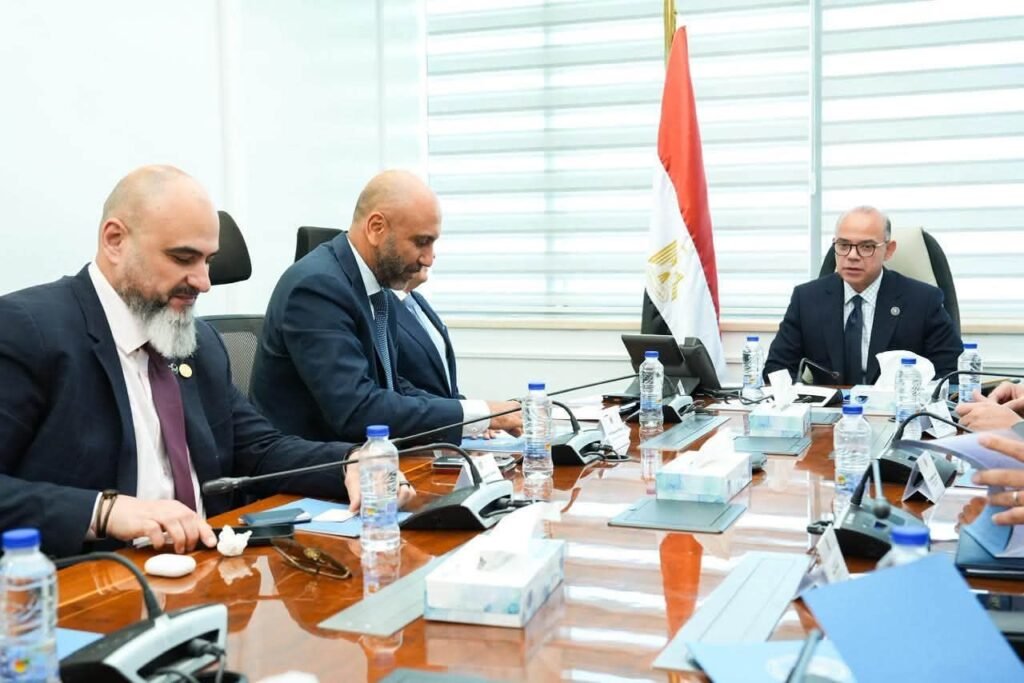 img-20260614-wa00137532167059076836223-1024x683 وزير الاستثمار يبحث مع قيادات دي بي ورلد فرص التوسع في مراكز التوزيع وتعزيز التكامل التجاري مع الأسواق الإفريقية