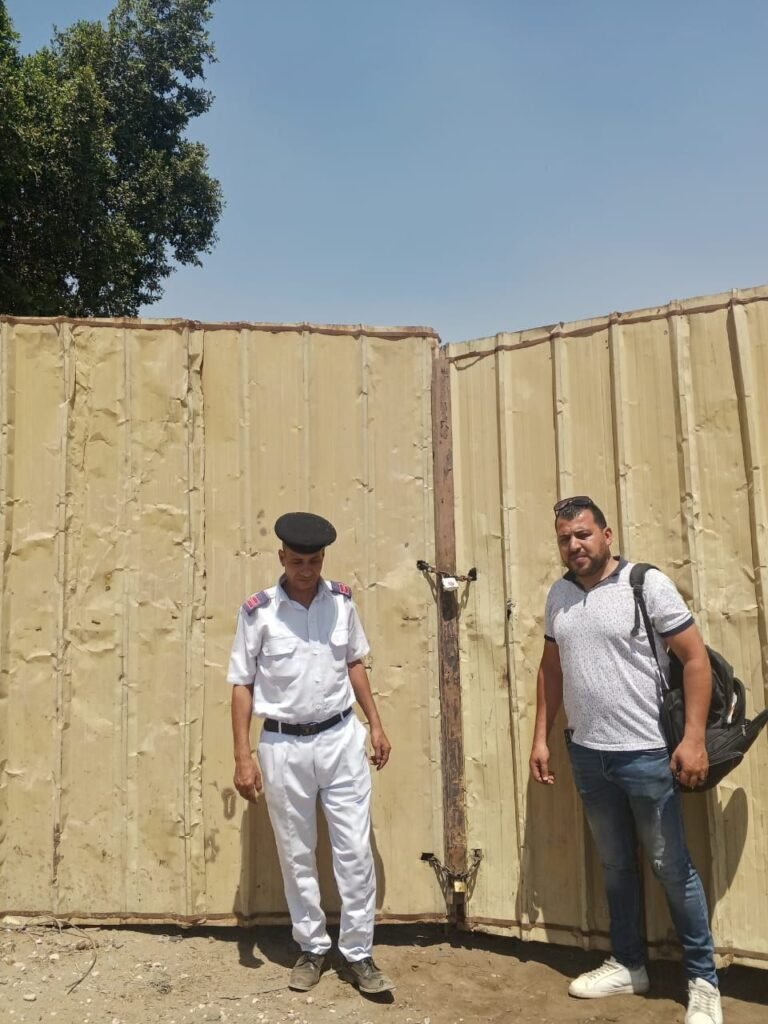 img-20260614-wa00987304735404862108981-768x1024 بعد زيارة محافظ الجيزة غلق وتشميع 6 مخازن فرز الخردة بالمنوات مركز أبو النمرس
