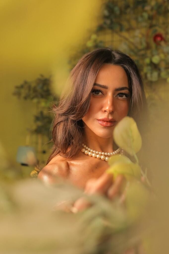 img-20260616-wa01027997680477210697205-682x1024 هند عبد الحليم.. تطرح أغنية "على فين" <br>أولى تجاربها في الغناء