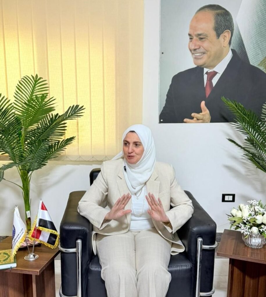 img-20260626-wa00432675446608921748975-915x1024 *النائبة زينب فهيم: 30 يونيو أنقذت الهوية المصرية ومهدت لـ13 عامًا من الأمن والاستقرار والتنمية*
