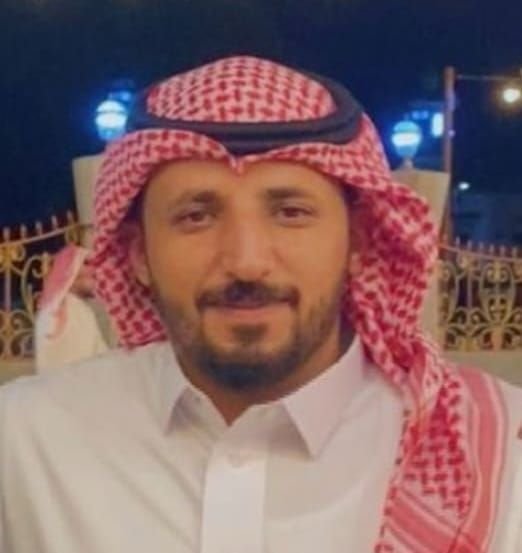 عبدالعزيز منيور المطيري.. صانع محتوى يراهن على الصدق لا على الضجيج