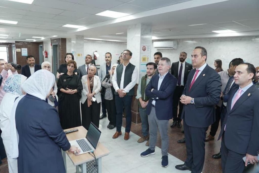 fb_img_17841974083705153031587387841569-1024x684 رئيس هيئة الرعاية الصحية والمديران التنفيذيان لهيئتي الرعاية الصحية والتأمين الصحي الشامل يستقبلون السيد باسكال دونوهو العضو المنتدب وكبير مسؤولي المعرفة بمجموعة البنك الدولي والوفد رفيع المستوى المرافق له للاطلاع على نجاحات منظومة التأمين الصحي الشامل وبحث سبل دعم المرحلة الثانية من المنظومة