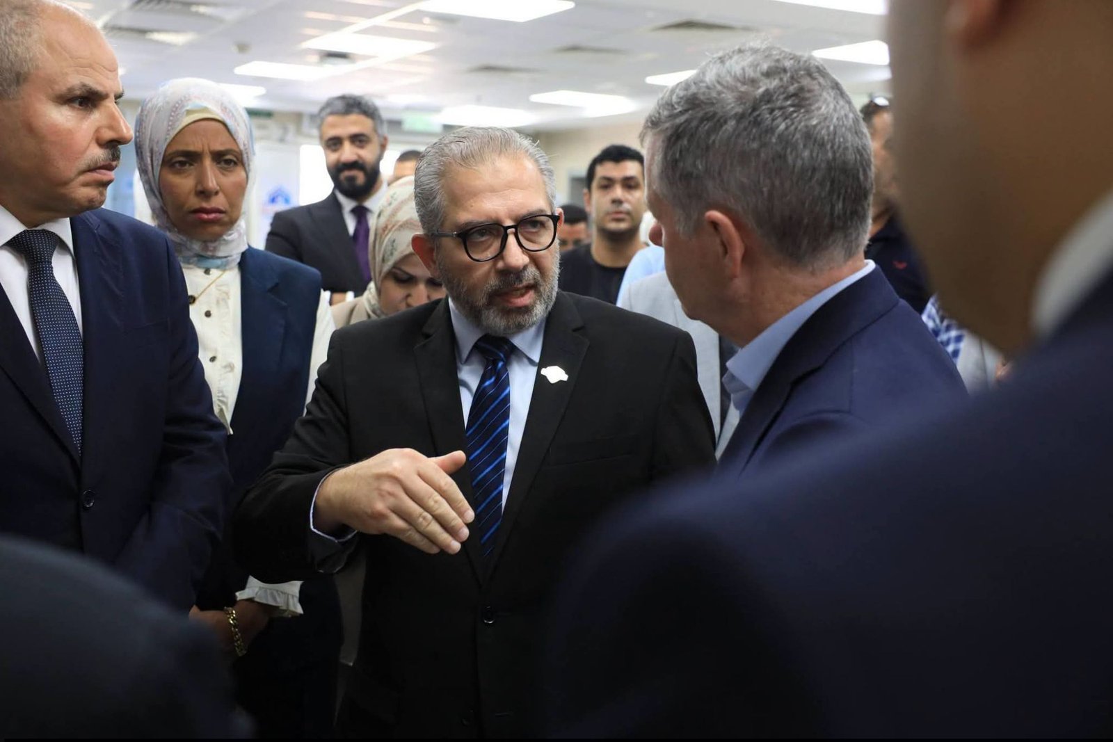 وفد رفيع المستوى من البنك الدولي يزور مركز طب الأسرة الرئيسي بجامعة قناة السويس للاطلاع على تجربة منظومة التأمين الصحي الشامل