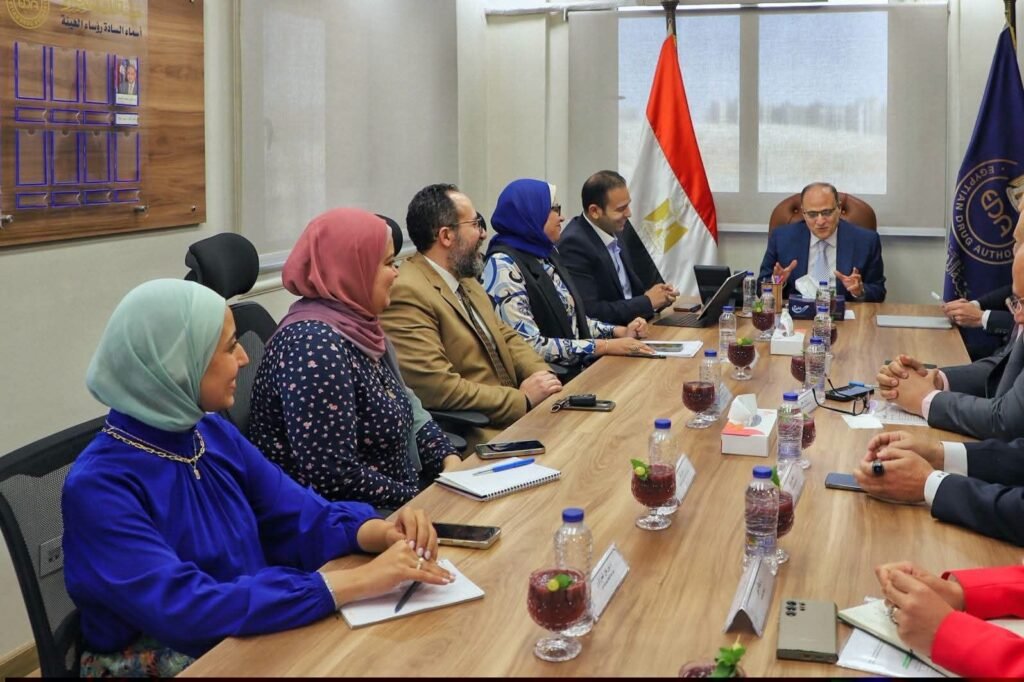 fb_img_17842207786735557976936112461306-1024x682 هيئة الدواء المصرية تبحث ملفات توطين المستحضرات الدوائية مع عدد من الشركات وفق الضوابط التنظيمية
