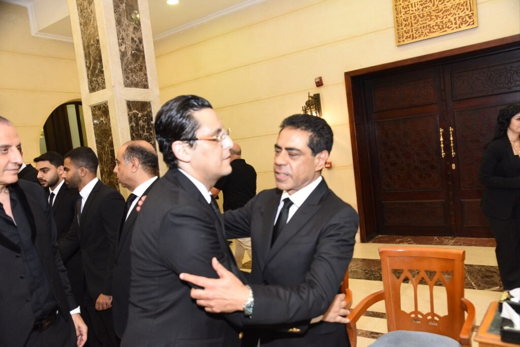 img-20260706-wa00017031521655629711719-1024x684 نجوم الرياضة والسياسة والفن يواسون طارق قنديل في عزاء والدته.. والمستشار الدولي عمرو عاصم في مقدمة الحضور