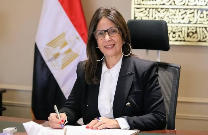 بيان للاعلام<br>من الدكتورة جيهان زكي<br>وزيرة الثقافة السابقة