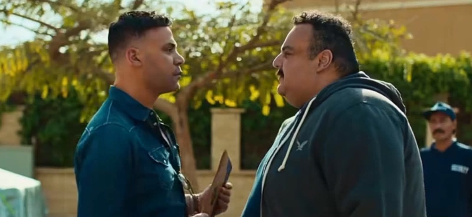 تابعت الأوساط السينمائية ما أعلنته الشركة المنتجة لفيلم «صقر وكناريا»