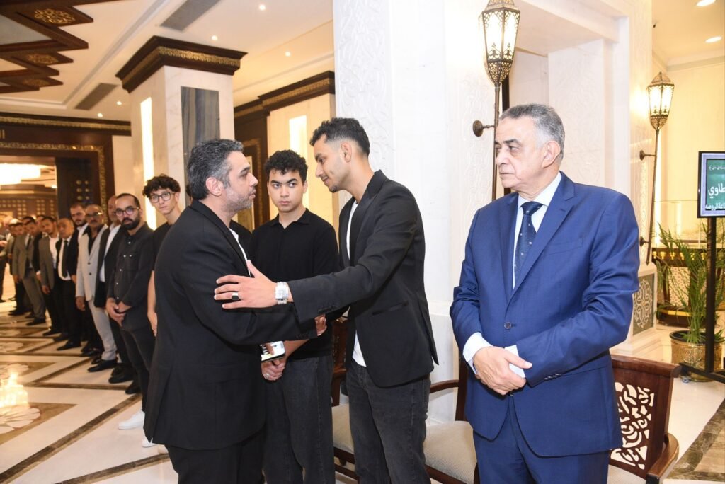 img-20260722-wa00841196157625280156236-1024x684 المهندس محمد صلاح الهادي يؤدي واجب العزاء في وفاة المحامي الكبير الدكتور عصام البطاوي