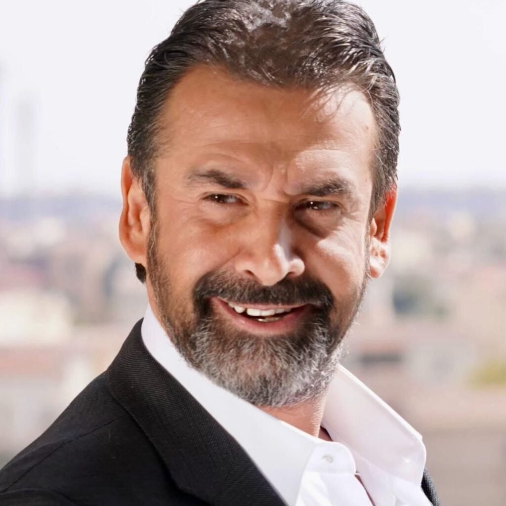 img-20260726-wa00946072957536460751589-1024x1024 كريم عبدالعزيز.. الحصان الرابح في السينما المصرية والعربية